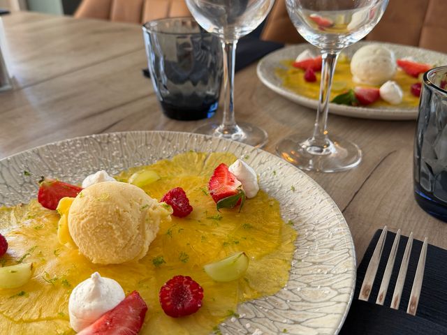 BISTROT SAINT JEAN Carpaccio d’ananas